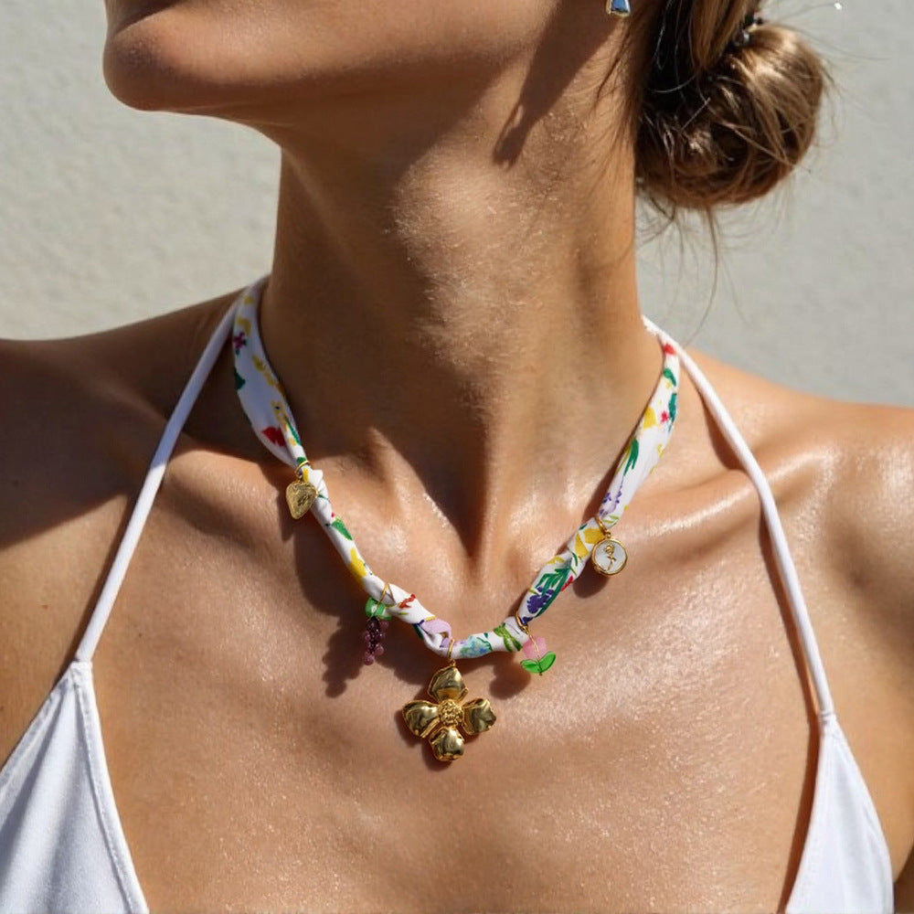 Adjustable Multicolor Cord Necklace with 7 Stainless Steel 316L 18K Gold Plated Charms (Nuevos)