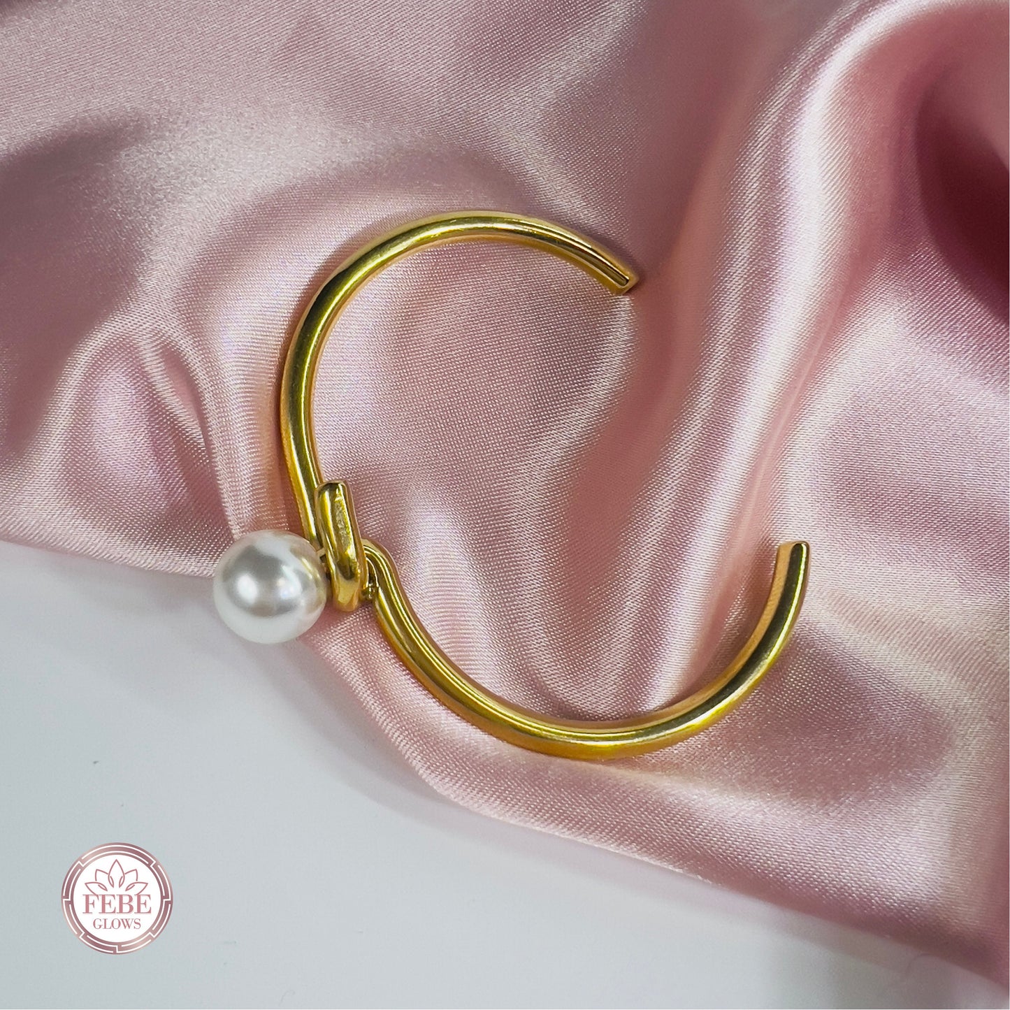 Pearl Bracelet, Minimalist Bangle, Gold Pearl Bracelet, Minimalist Pearl Bracelet, Open Pearl Bracelet, Stainless Steel Bracelet with Pearl