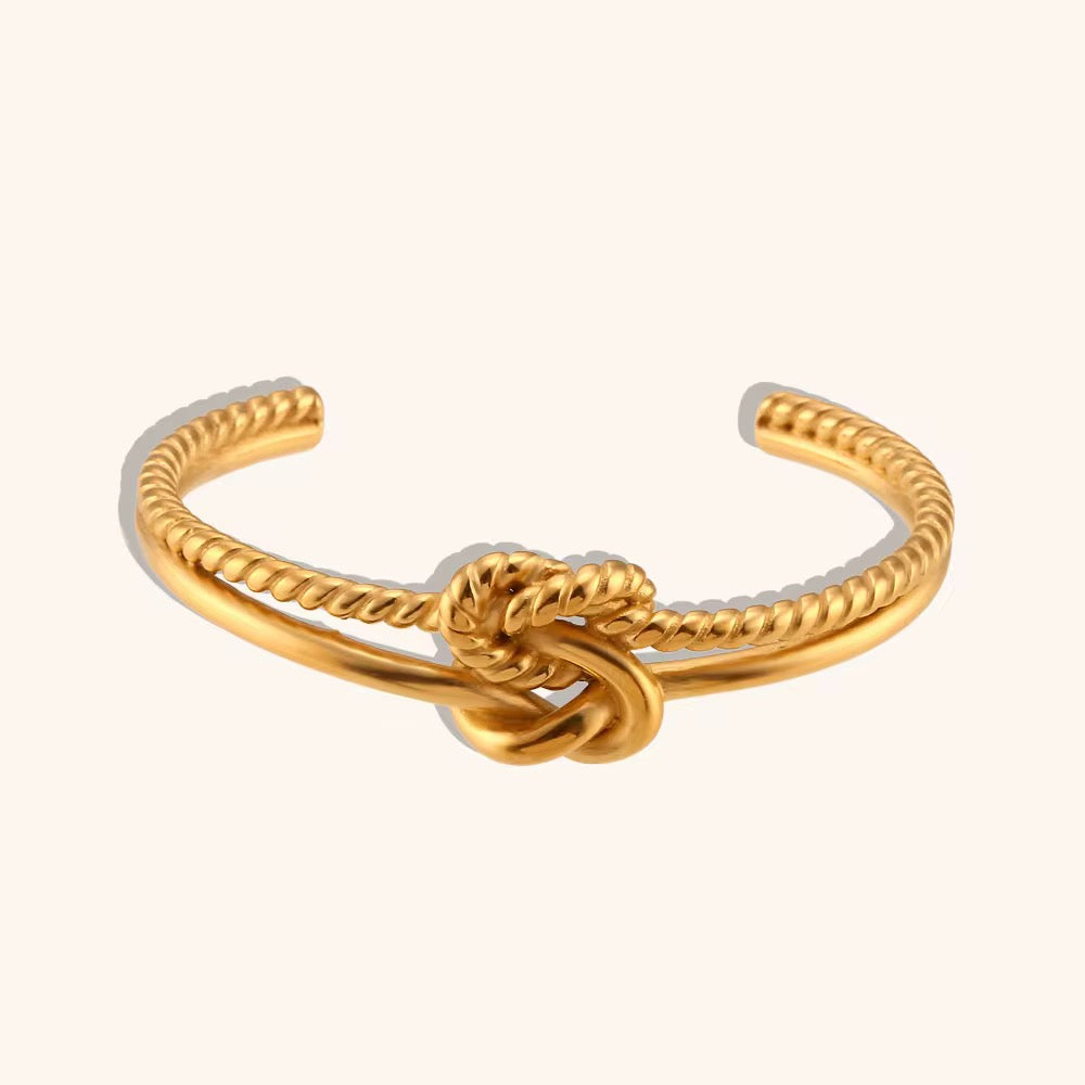 Eternal Knot Bracelet – 18K Gold Plated 316L Stainless Steel