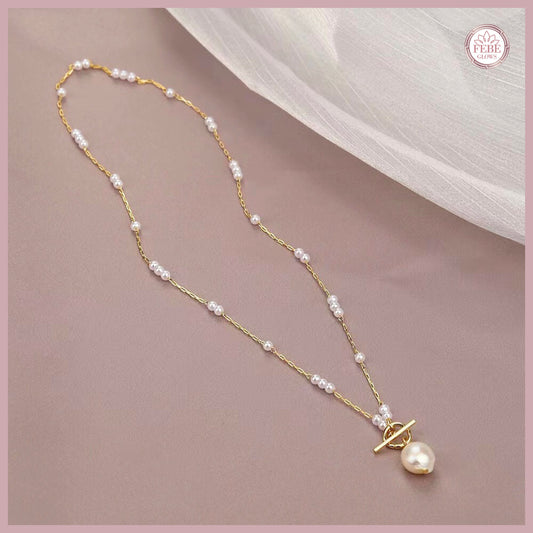 Gold pearl necklace,Pearl vintage necklace,pearl choker necklace, dainty necklace,Pearl chain necklace with mini toggle closure,gift for her